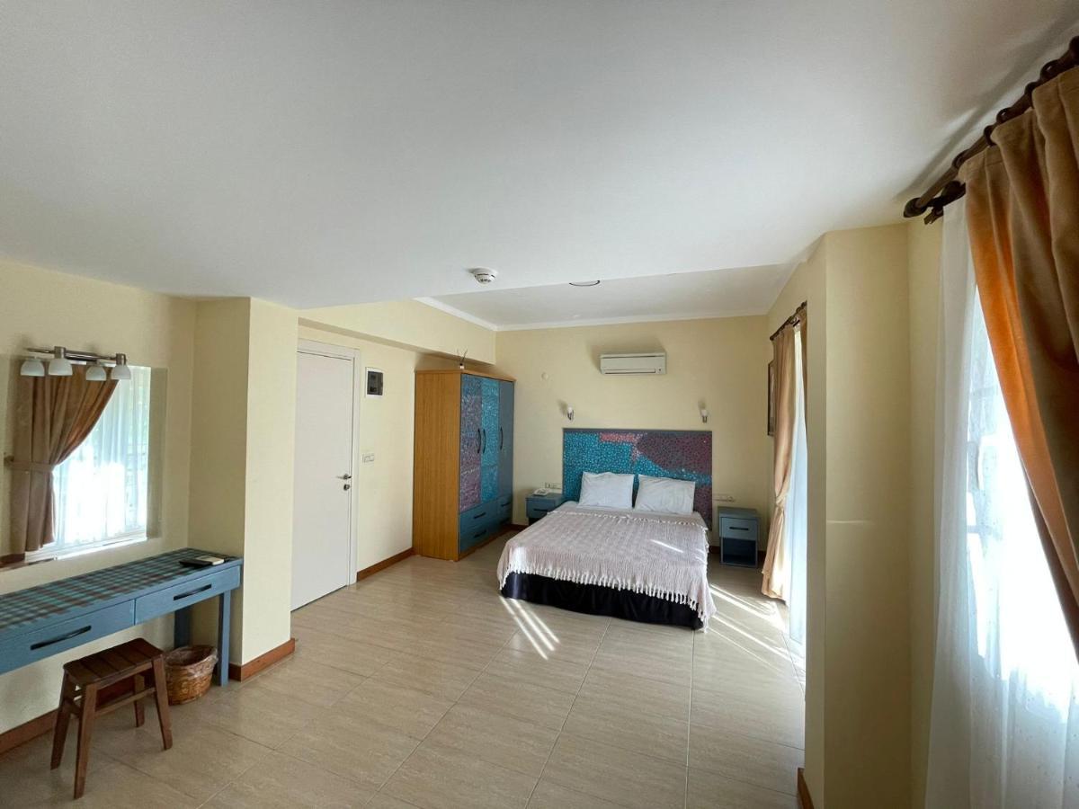 Hotel Dalos Gocek  Exterior photo